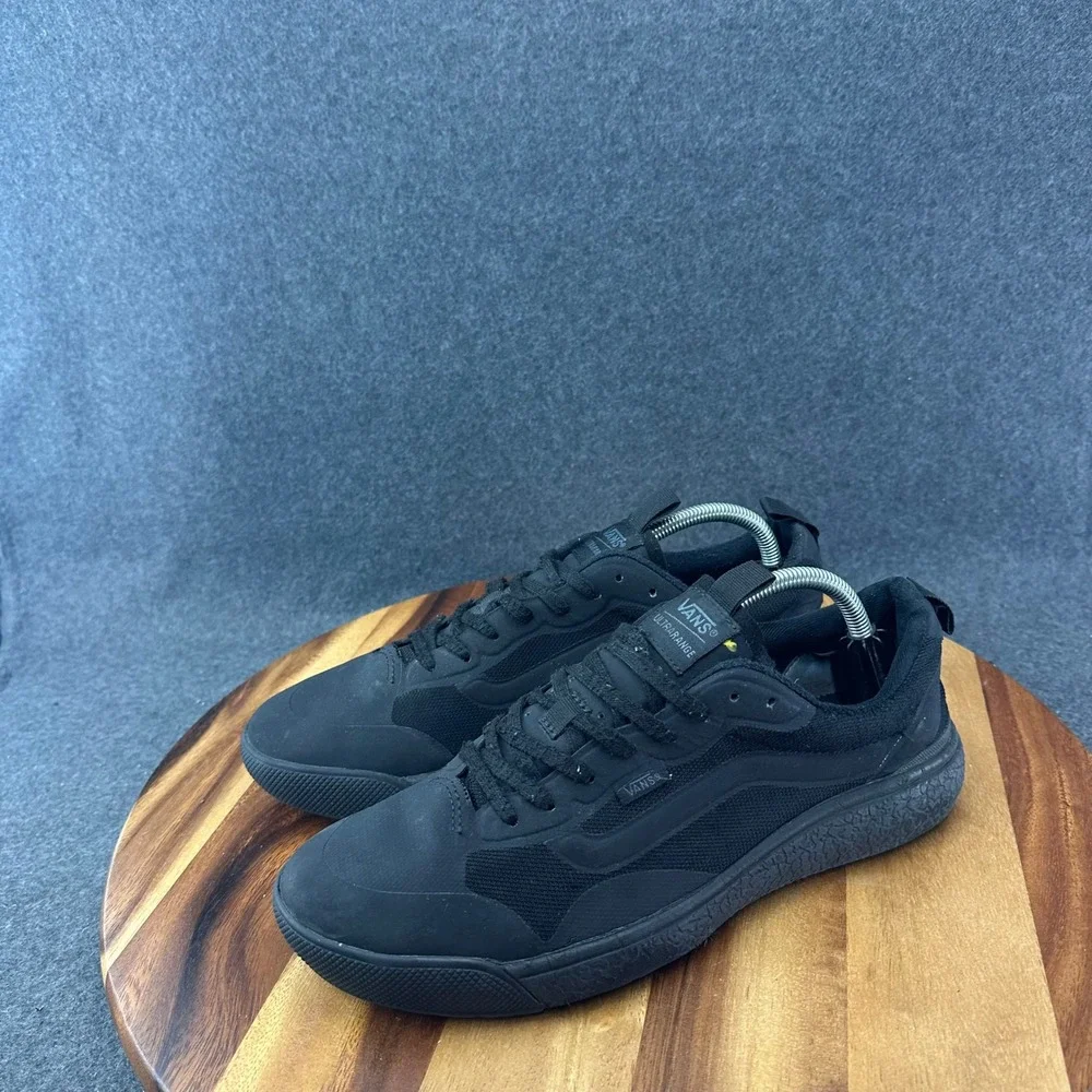 Vans UltraRange EXO Mens 10 Black Low Top Sneakers VN0A4U1KBLK